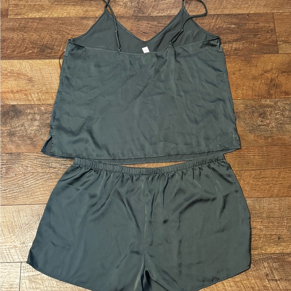 Stars Above Green Silk Pajama Set - Picture 3 of 5